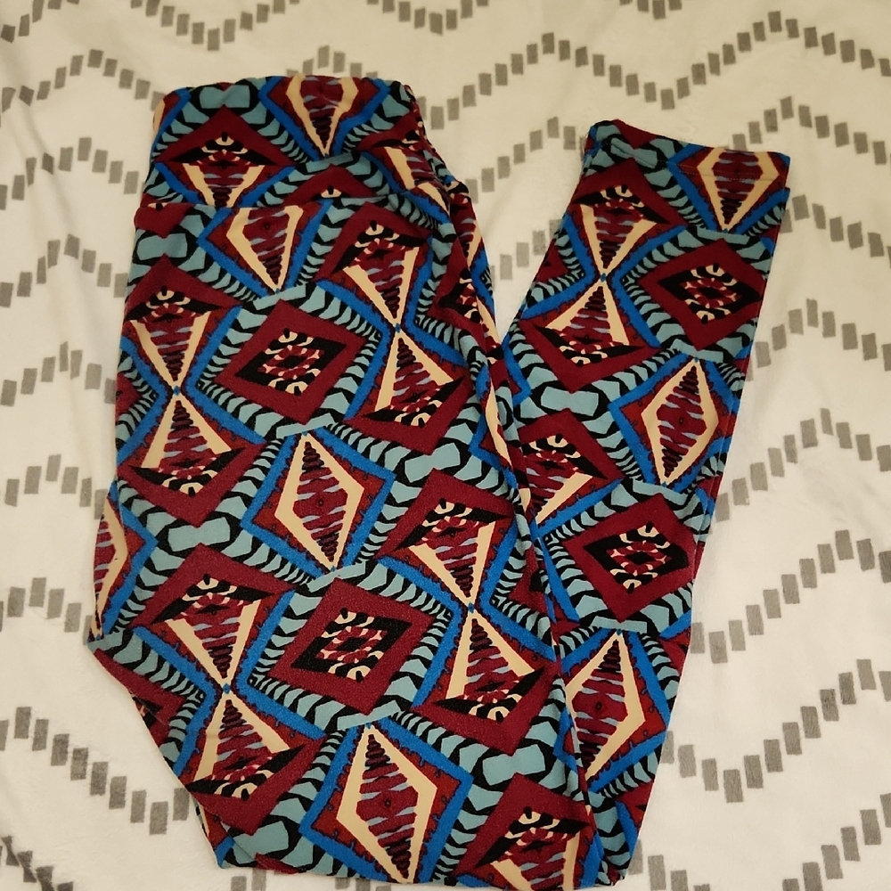 Geometric Lularoe Patterned Leggings
